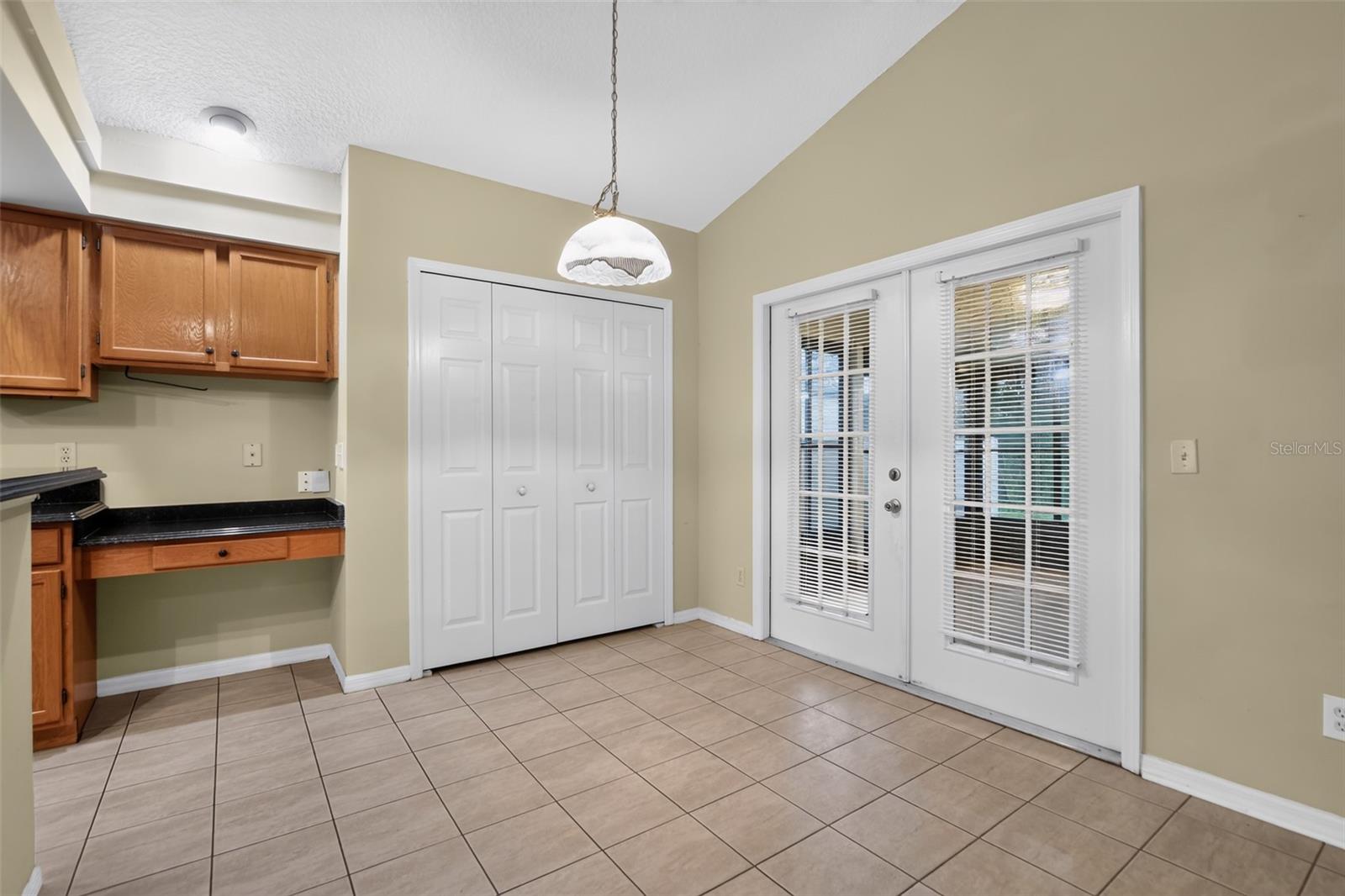 COUNTRY CLUB VILLAGE UNIT 3 - Residential
