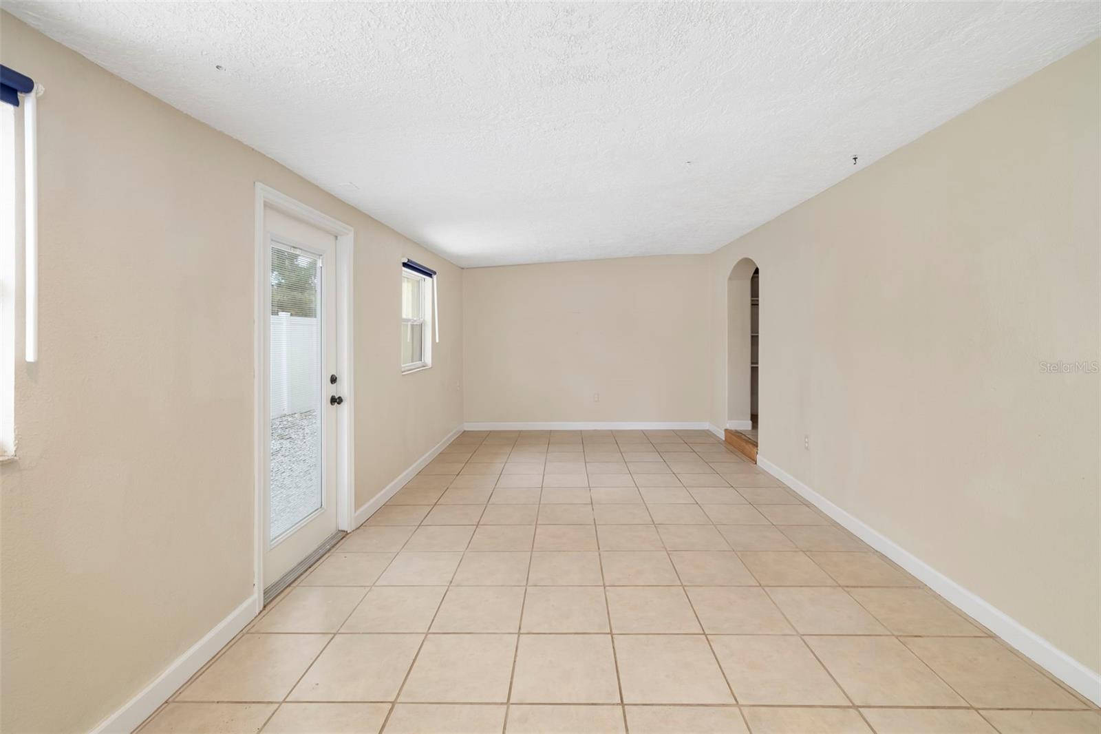 ACREAGE - Residential
