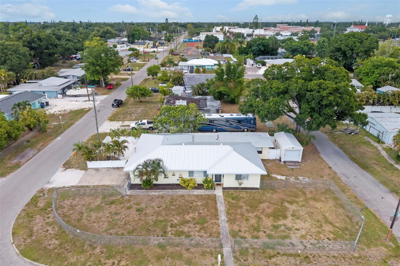 ACREAGE - Residential