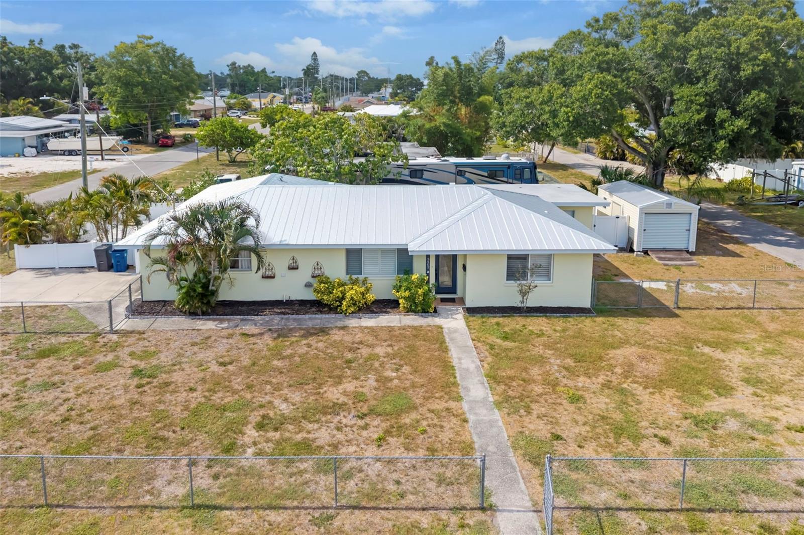 ACREAGE - Residential