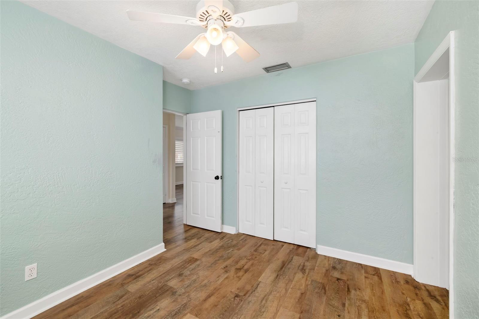 ACREAGE - Residential