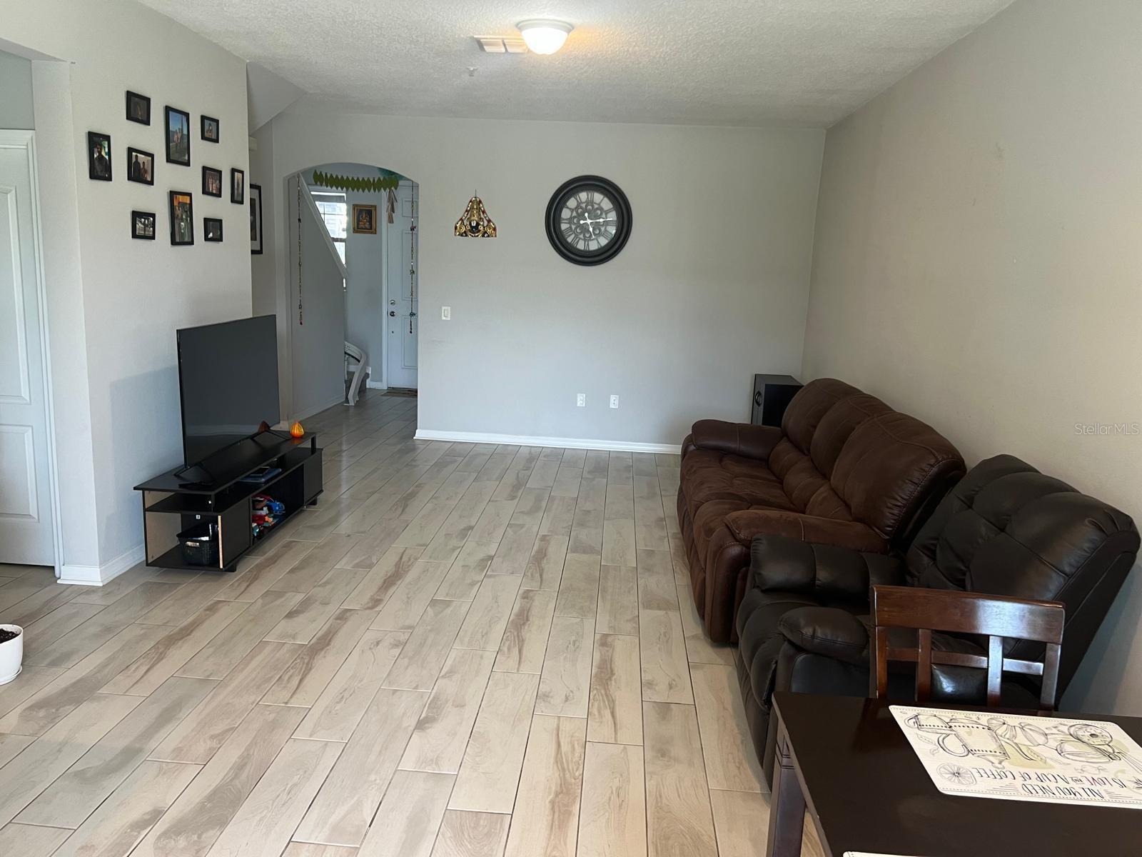 TOWNS AT WHITE CEDAR - Residential Lease