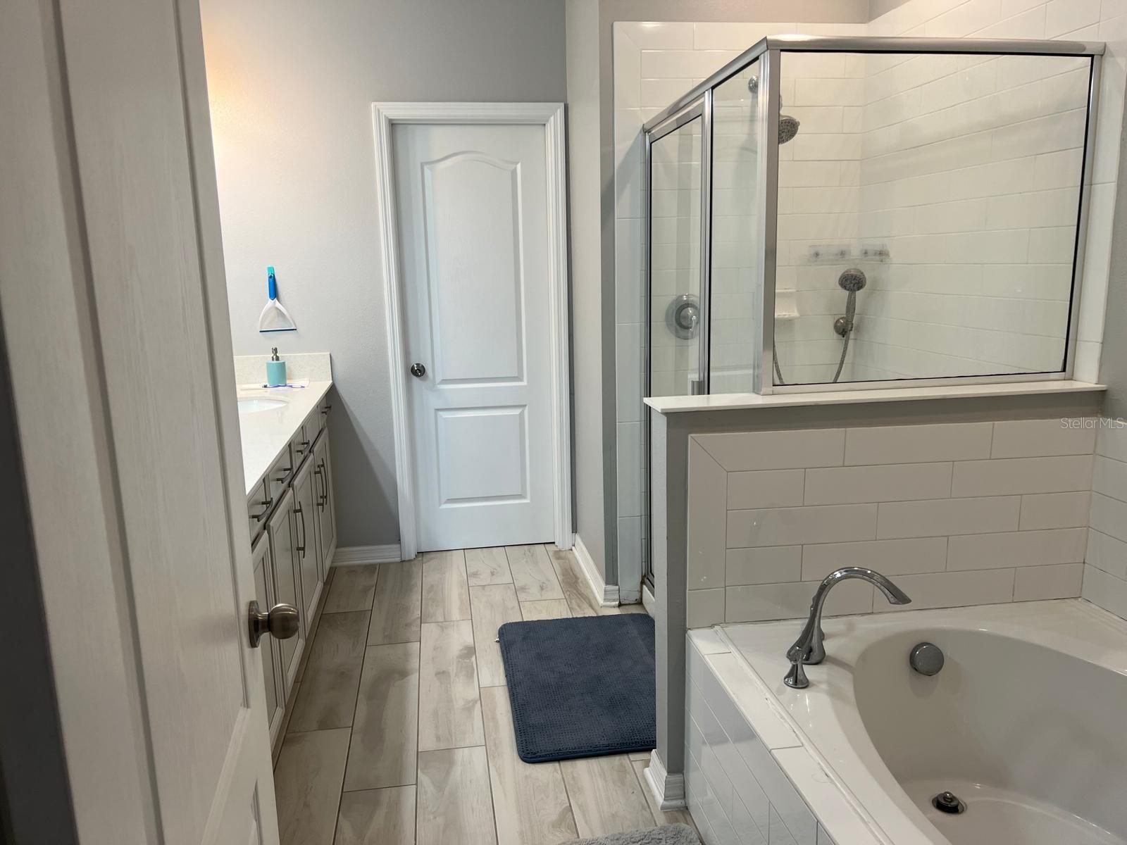 TOWNS AT WHITE CEDAR - Residential Lease
