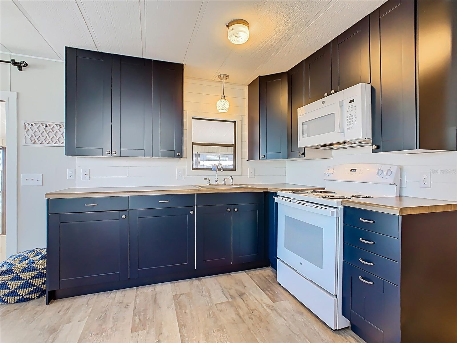 OUTDOOR RESORTS AT ORLANDO - Residential