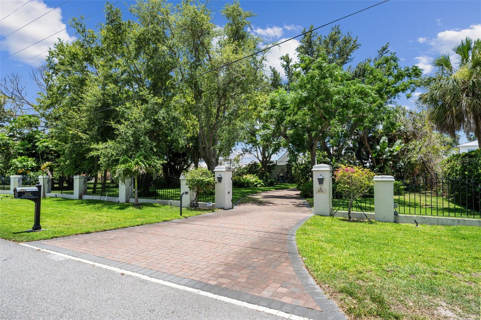 BENATOVICH-DITOMASO - Residential