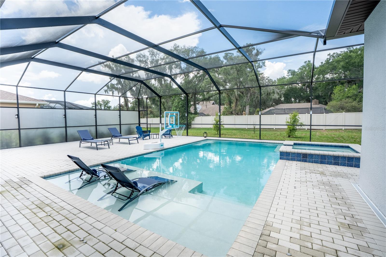 HIDDEN RESERVE - Residential