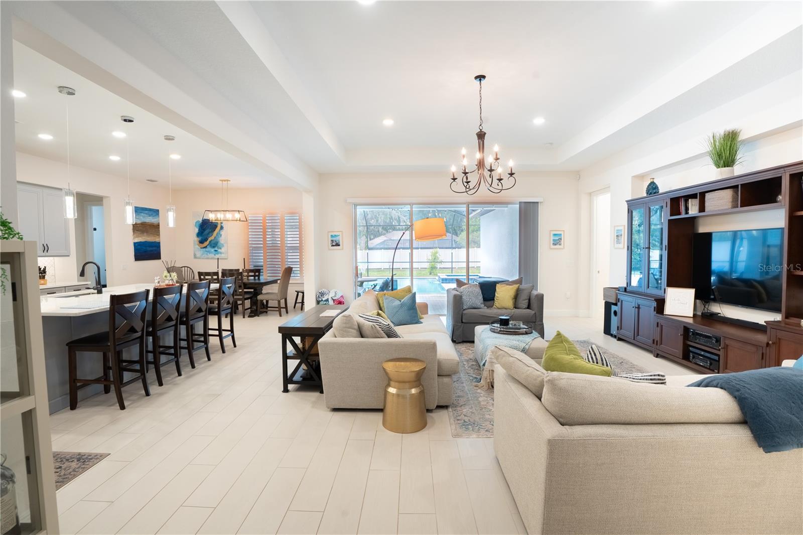 HIDDEN RESERVE - Residential