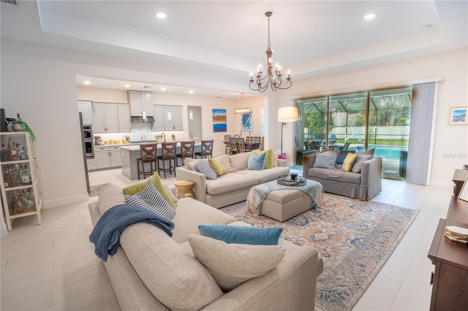 HIDDEN RESERVE - Residential