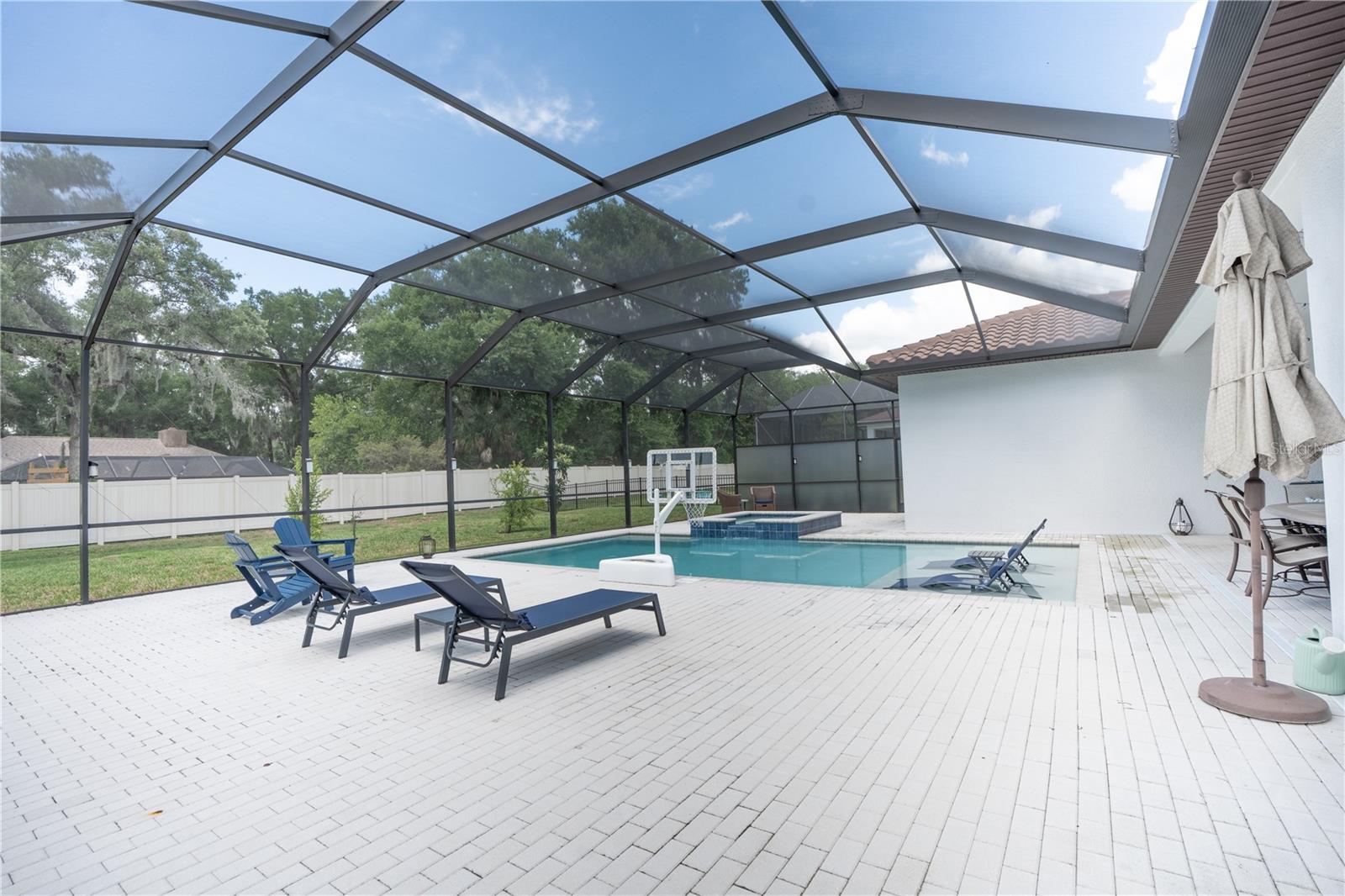 HIDDEN RESERVE - Residential
