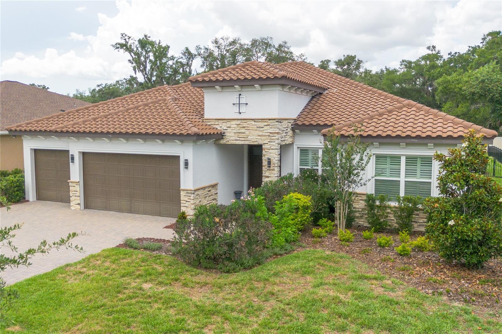 HIDDEN RESERVE - Residential