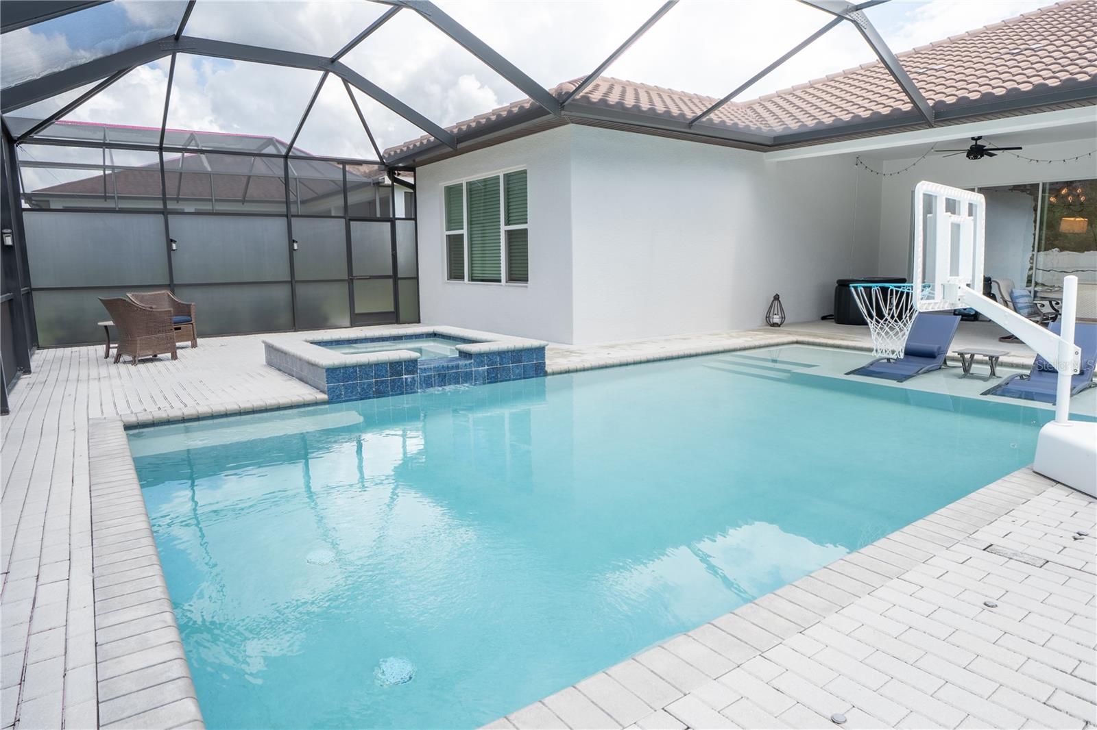 HIDDEN RESERVE - Residential