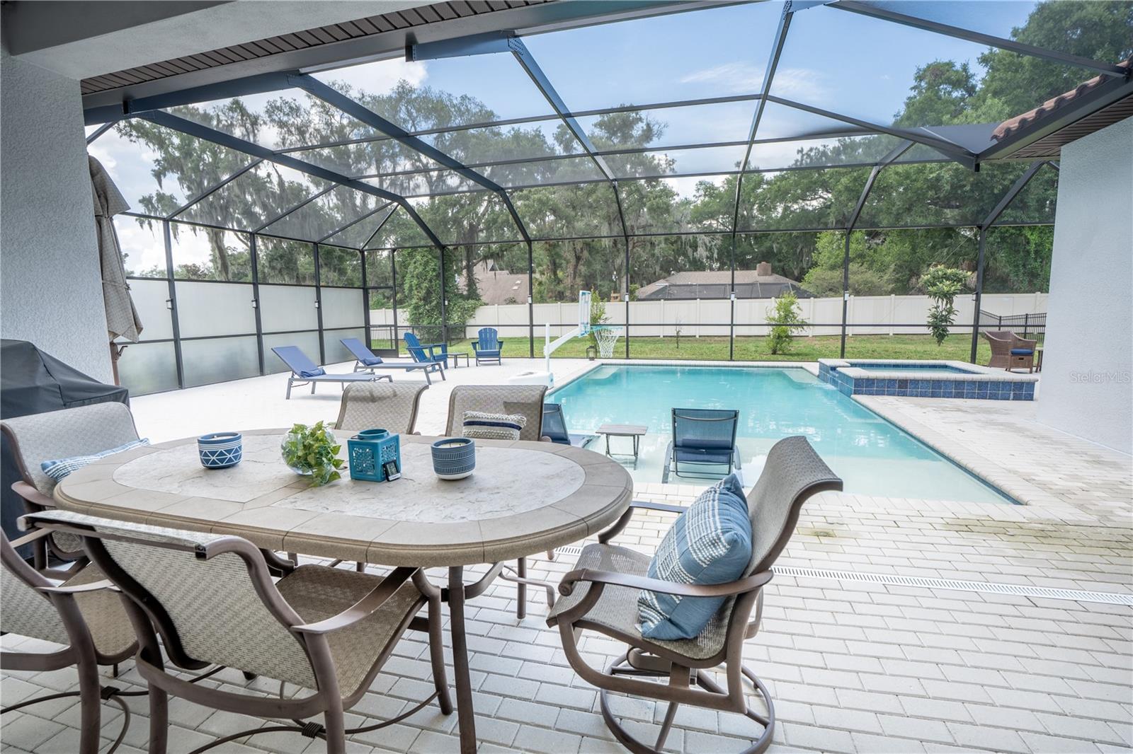 HIDDEN RESERVE - Residential