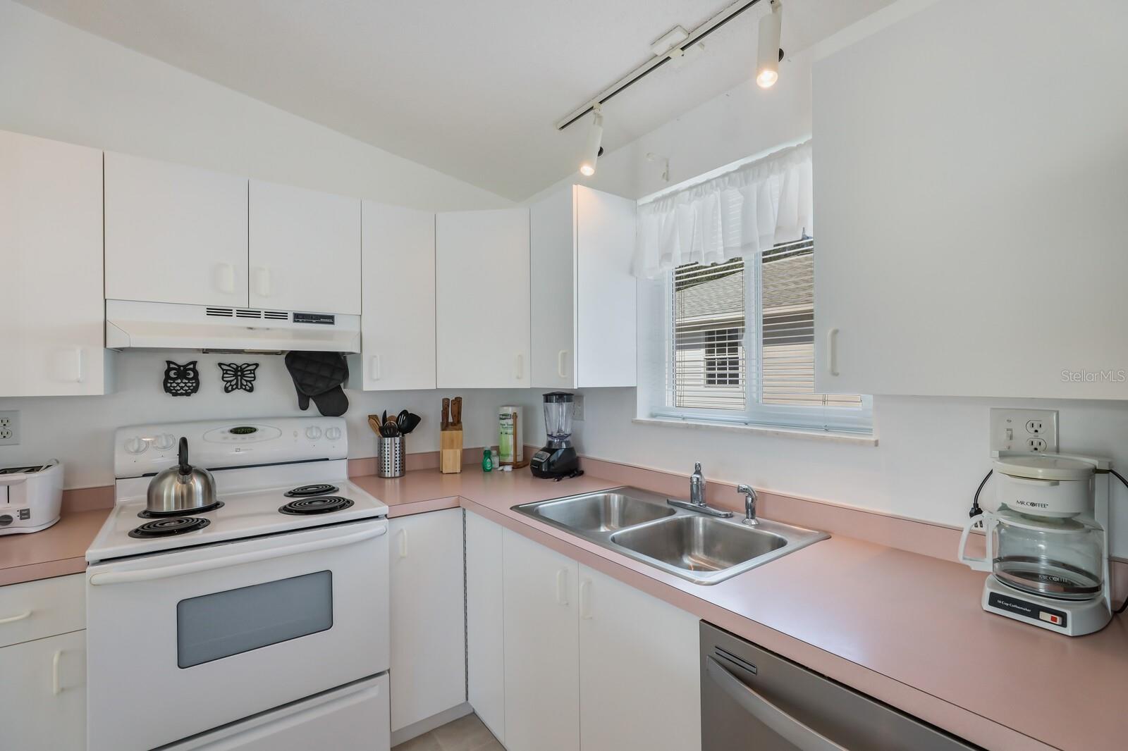 ILEXHURST - Residential Lease