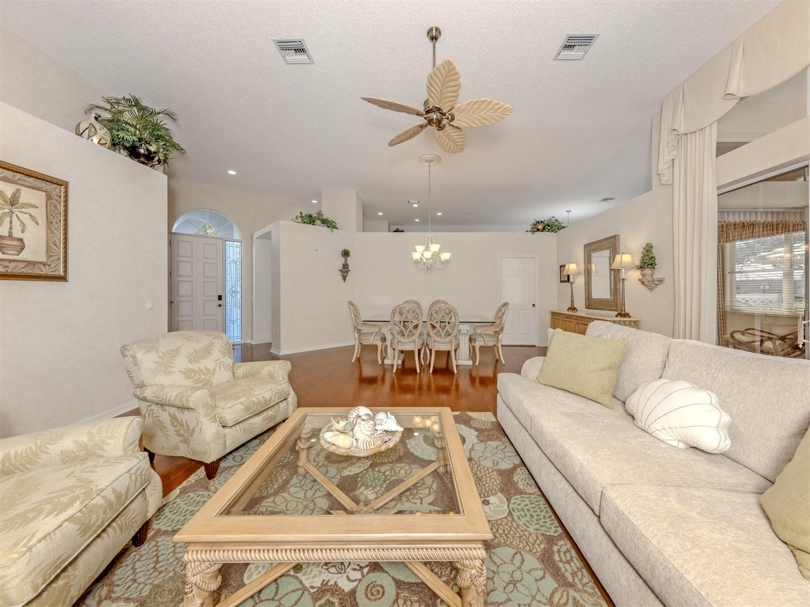 LYNWOOD GLEN - Residential