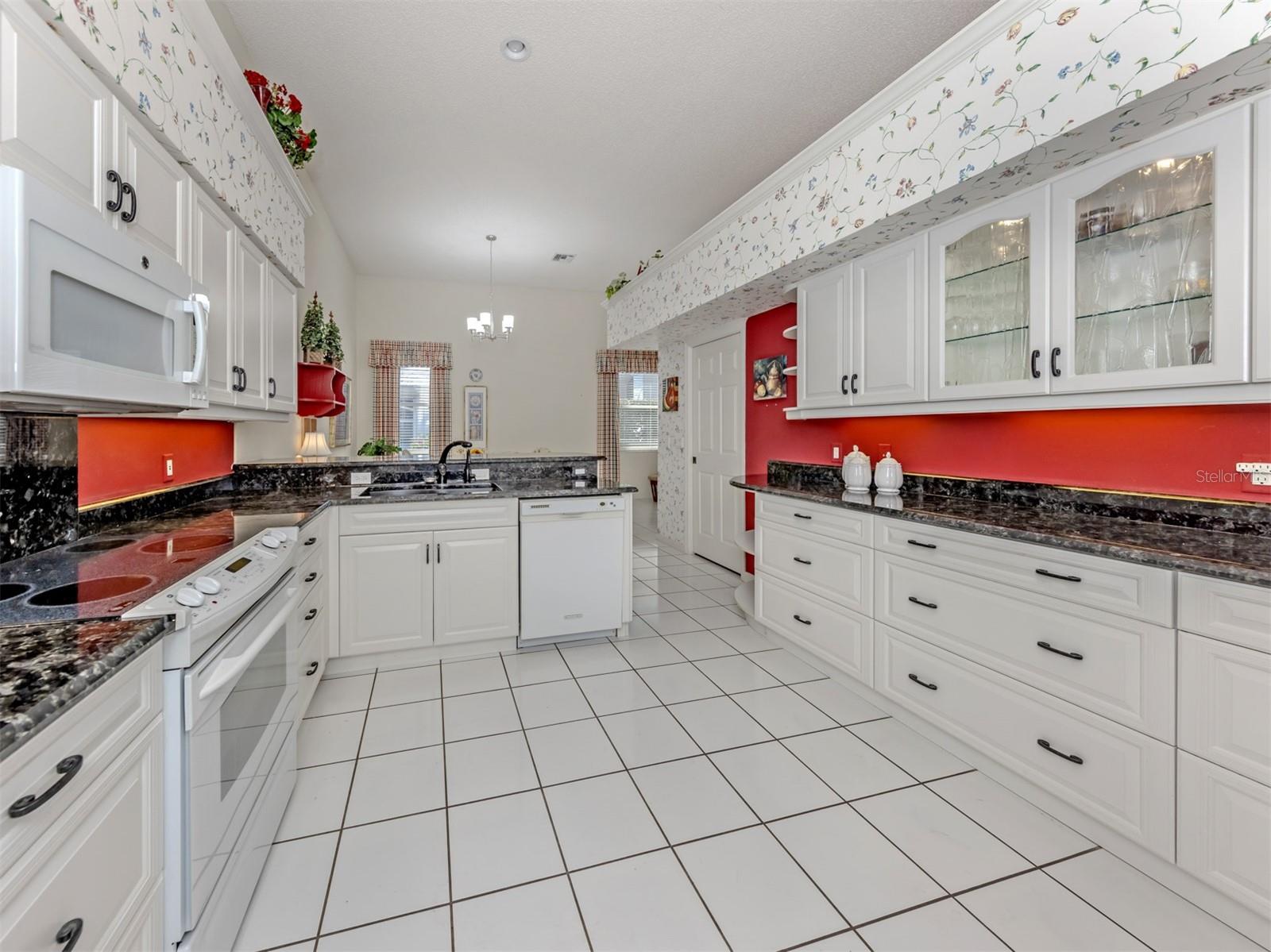 LYNWOOD GLEN - Residential