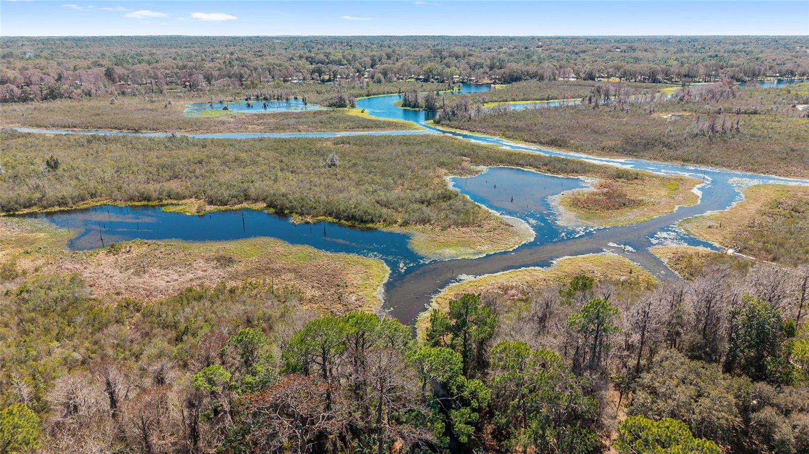 RIVER RETREATS - Residential