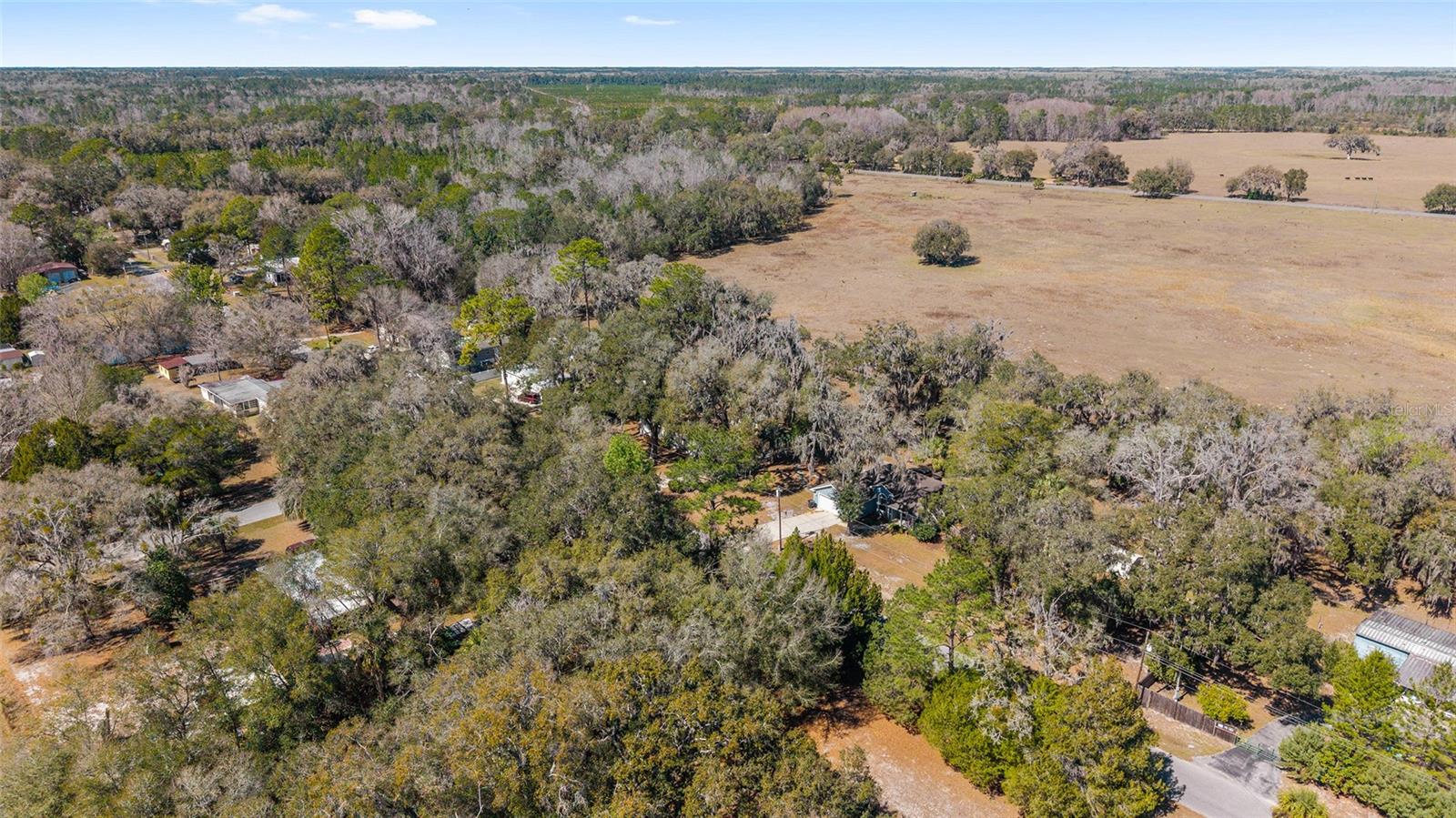 RIVER RETREATS - Residential
