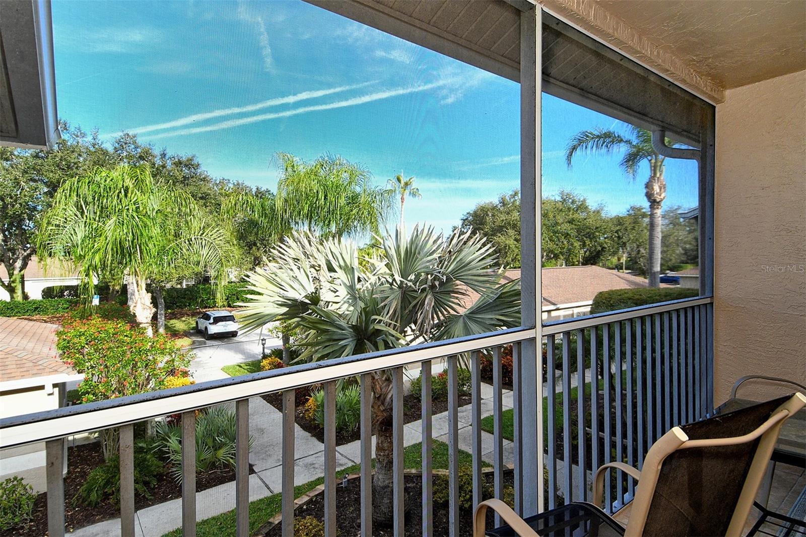 HERITAGE OAKS GOLF & COUNTRY CLUB - Residential