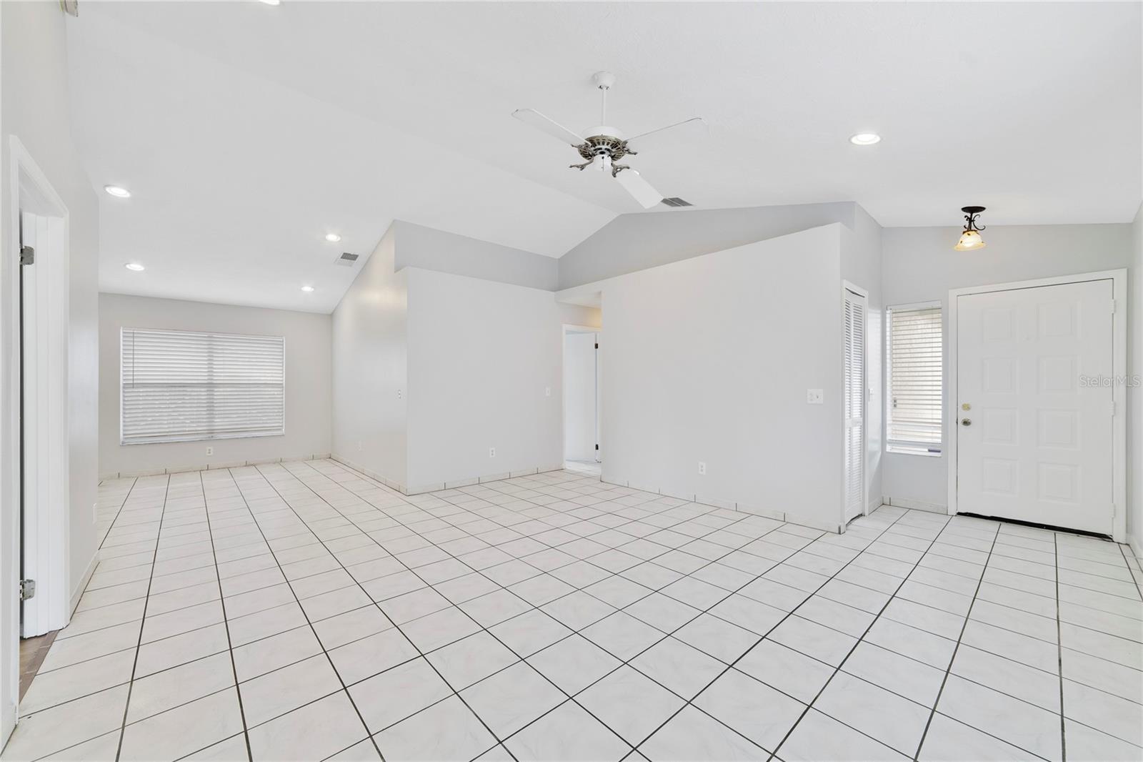PINEY WOODS POINT - Residential