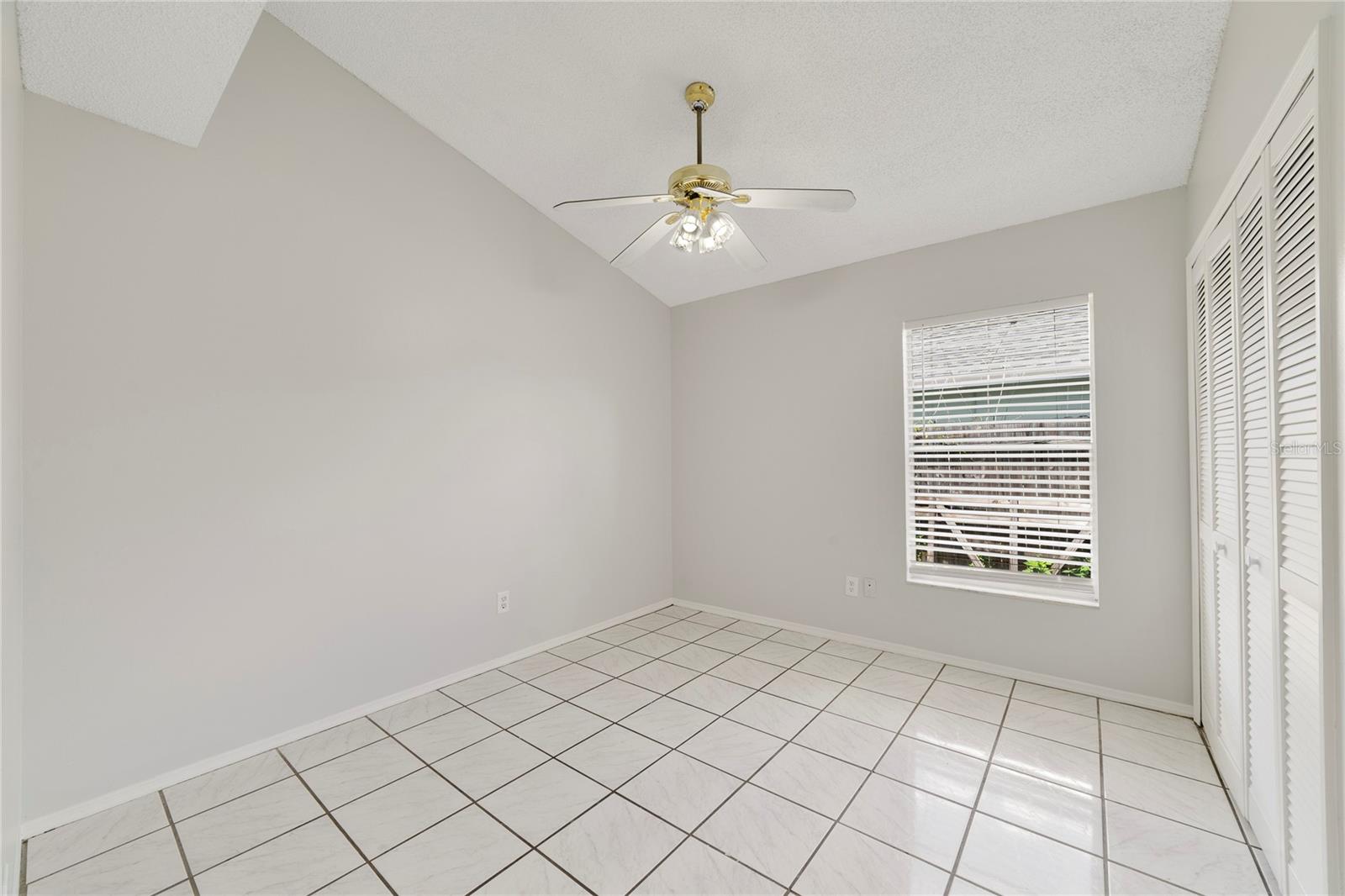 PINEY WOODS POINT - Residential