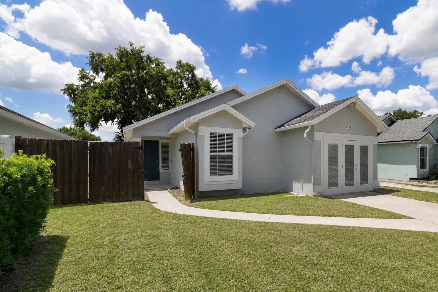 PINEY WOODS POINT - Residential
