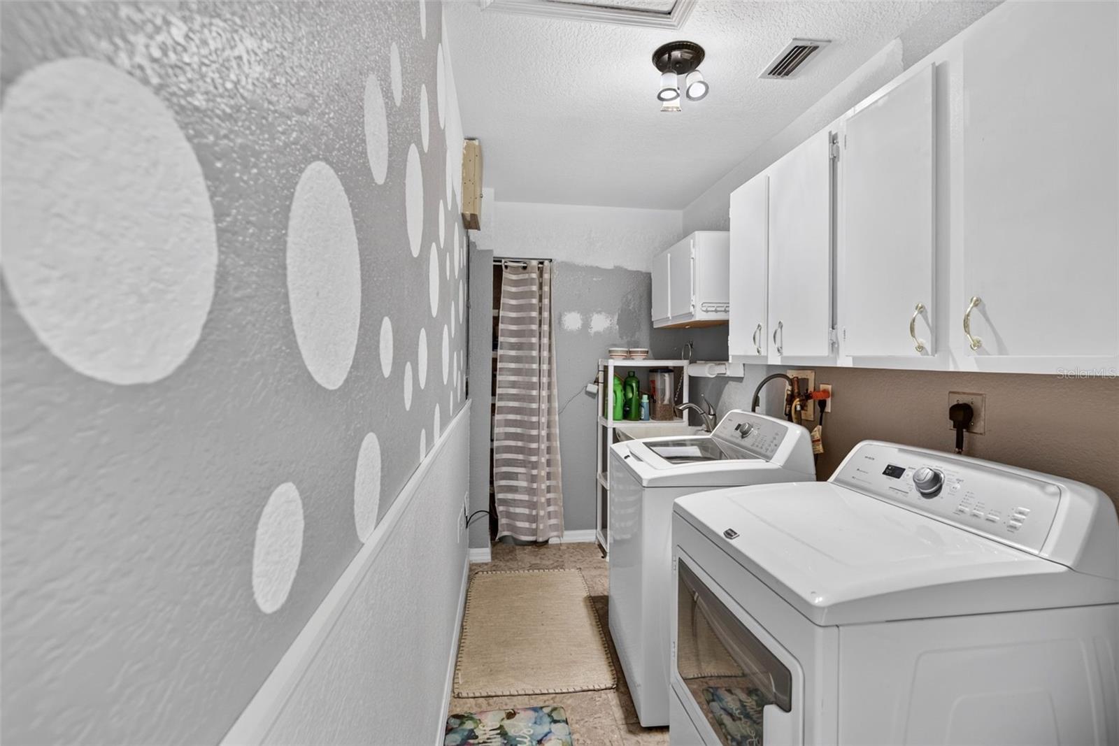 PARADISE GARDEN VILLAS 02 PH 0 - Residential