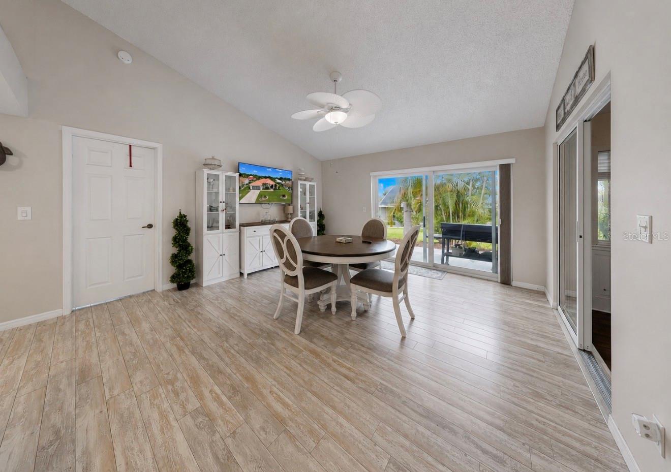 SUN CITY CENTER UNIT 52 - Residential