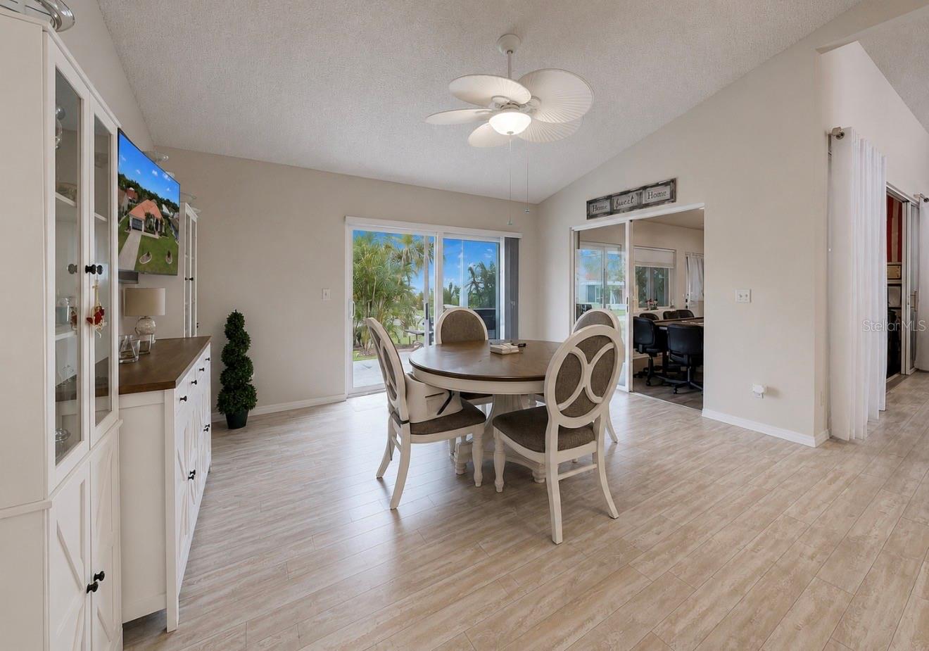 SUN CITY CENTER UNIT 52 - Residential