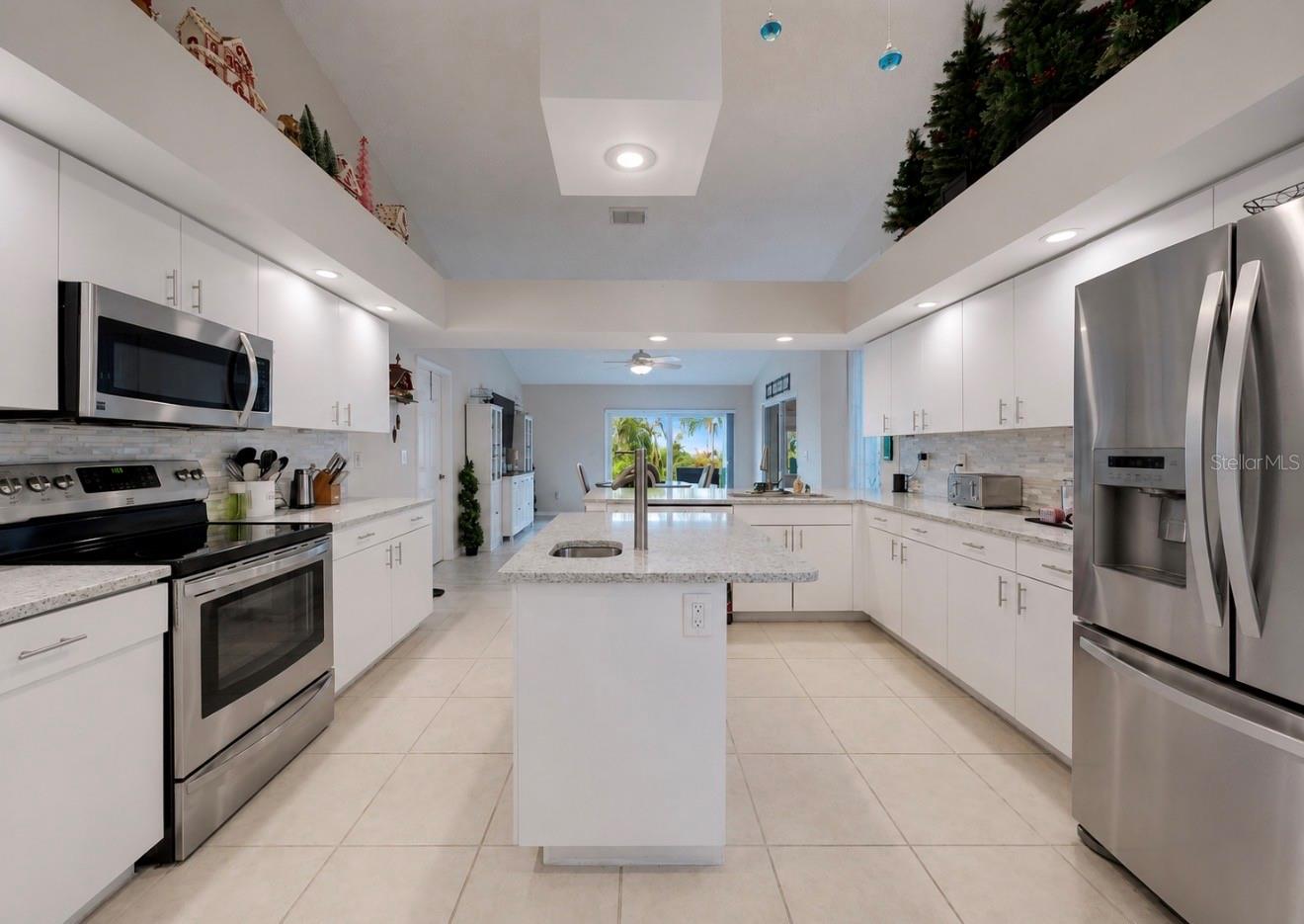 SUN CITY CENTER UNIT 52 - Residential