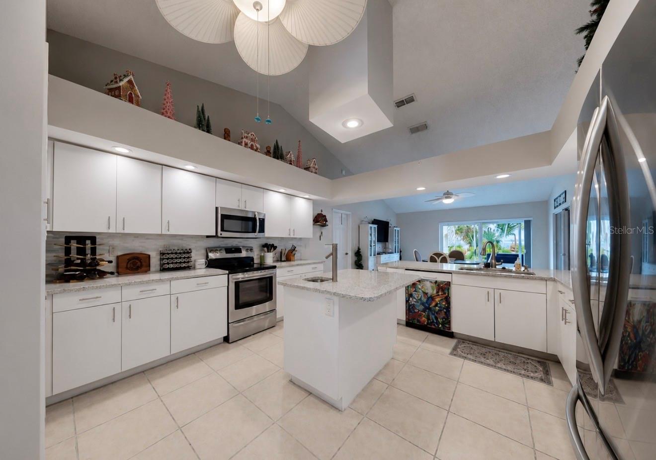 SUN CITY CENTER UNIT 52 - Residential