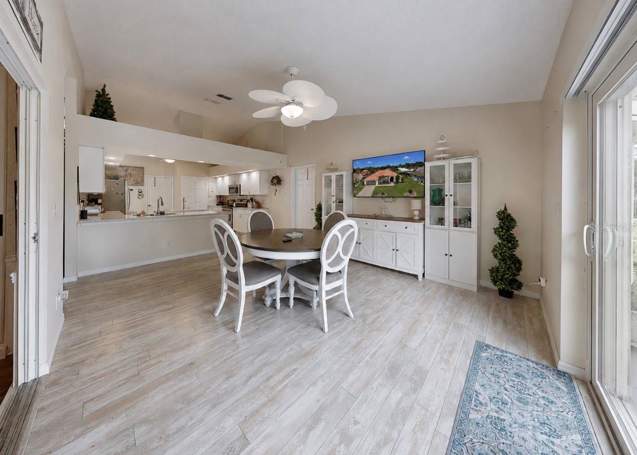 SUN CITY CENTER UNIT 52 - Residential