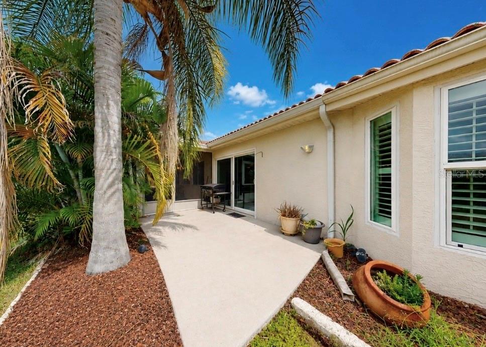 SUN CITY CENTER UNIT 52 - Residential
