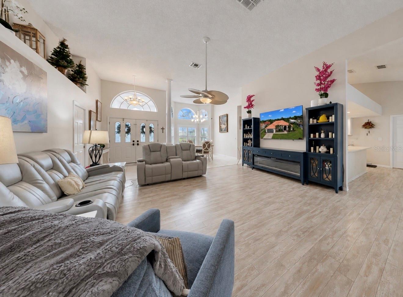 SUN CITY CENTER UNIT 52 - Residential