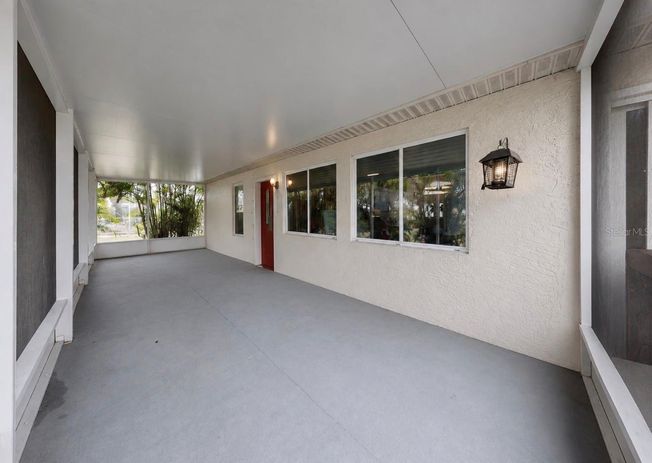 SUN CITY CENTER UNIT 52 - Residential