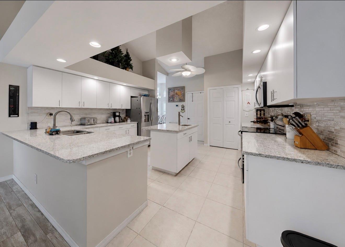SUN CITY CENTER UNIT 52 - Residential