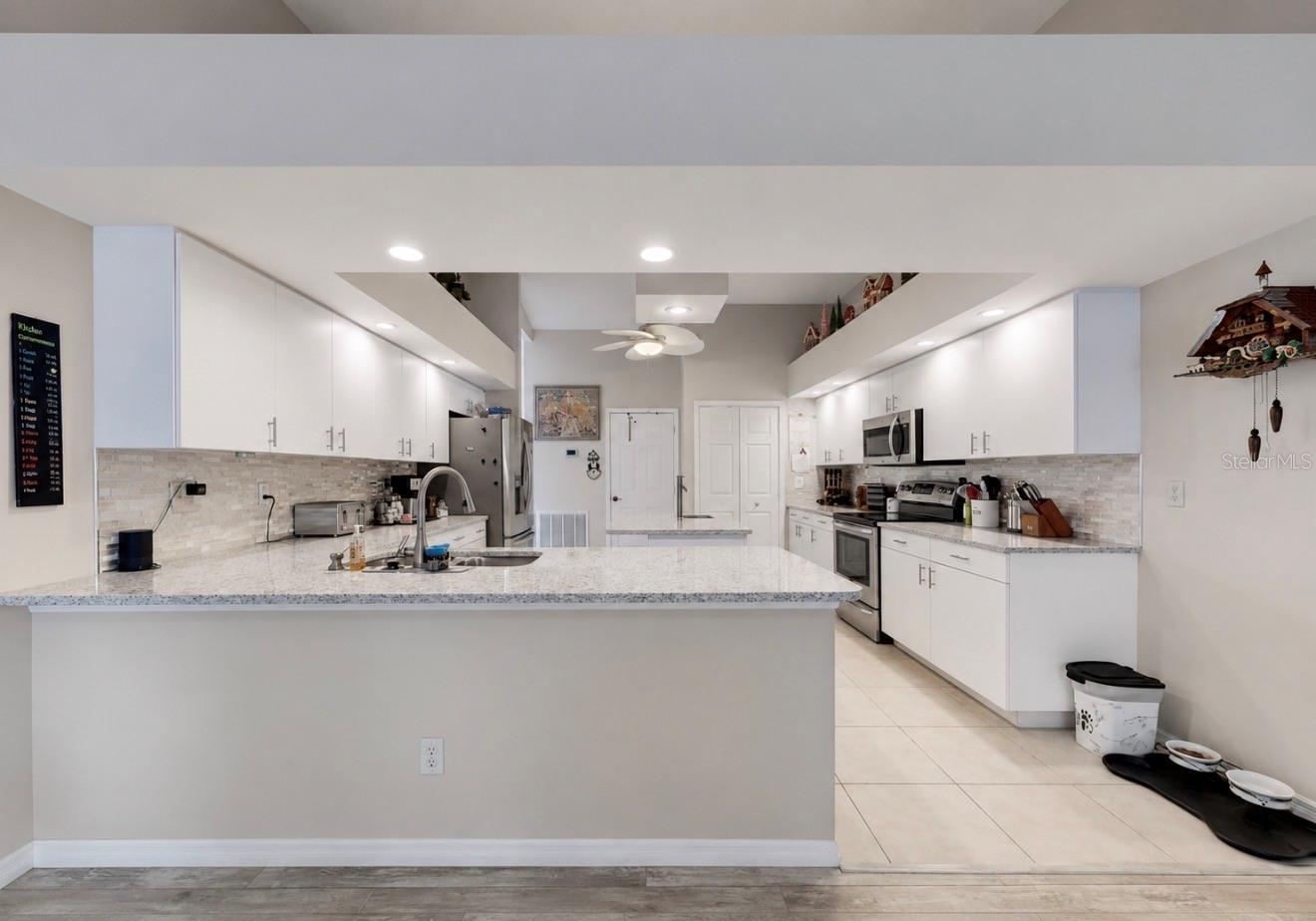 SUN CITY CENTER UNIT 52 - Residential