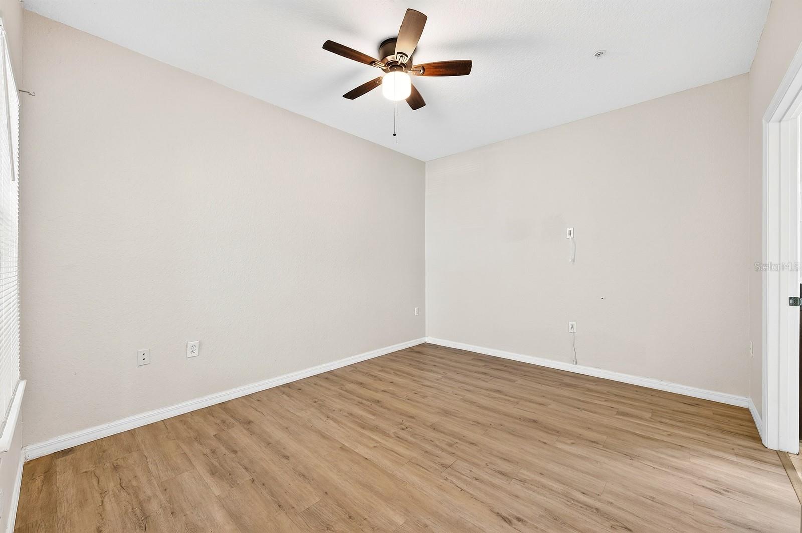 CHARLES TOWNE/PK CENTRAL CONDO - Residential