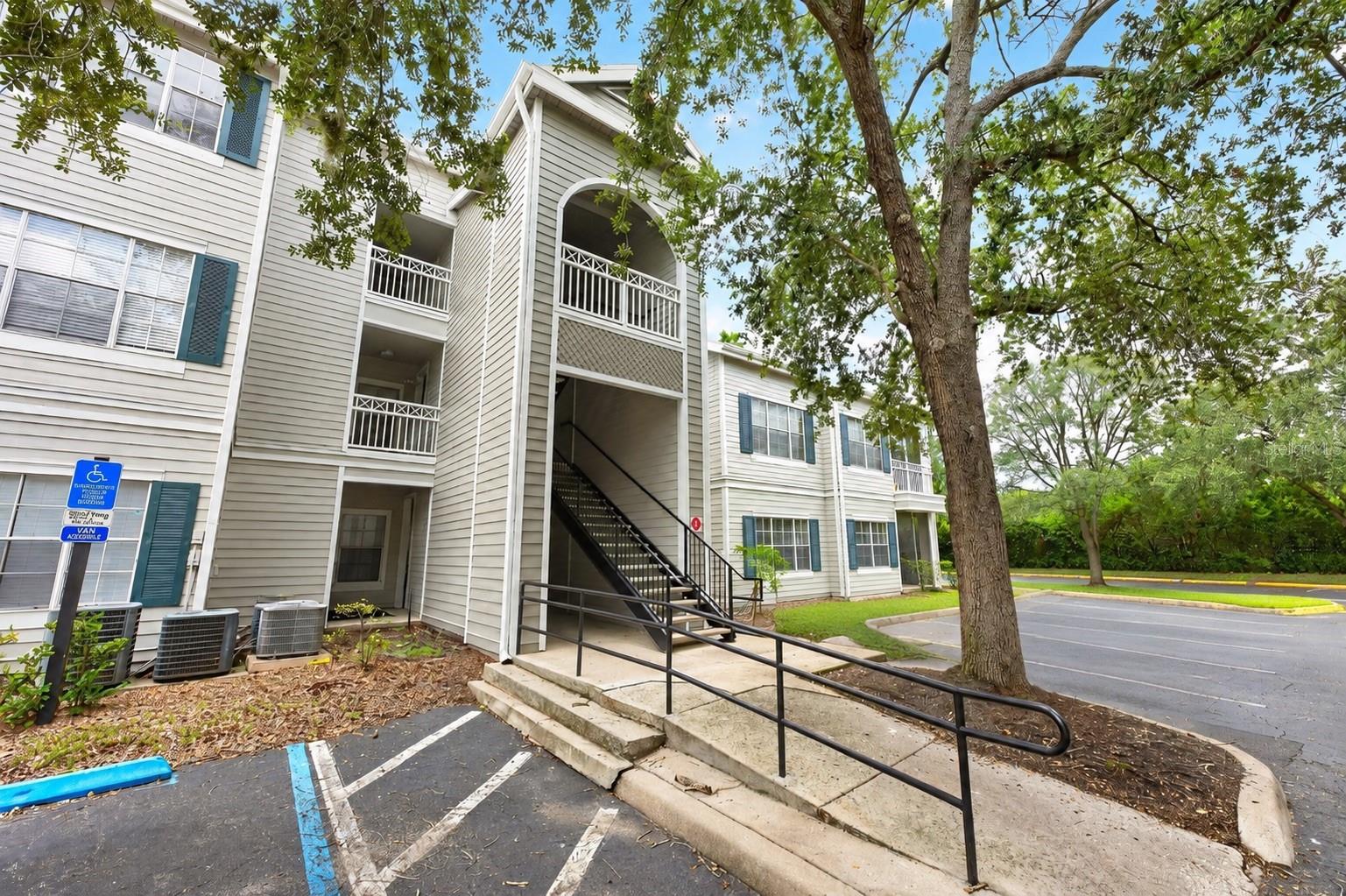 CHARLES TOWNE/PK CENTRAL CONDO - Residential