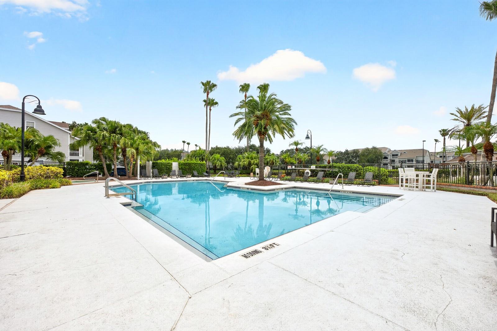 CHARLES TOWNE/PK CENTRAL CONDO - Residential