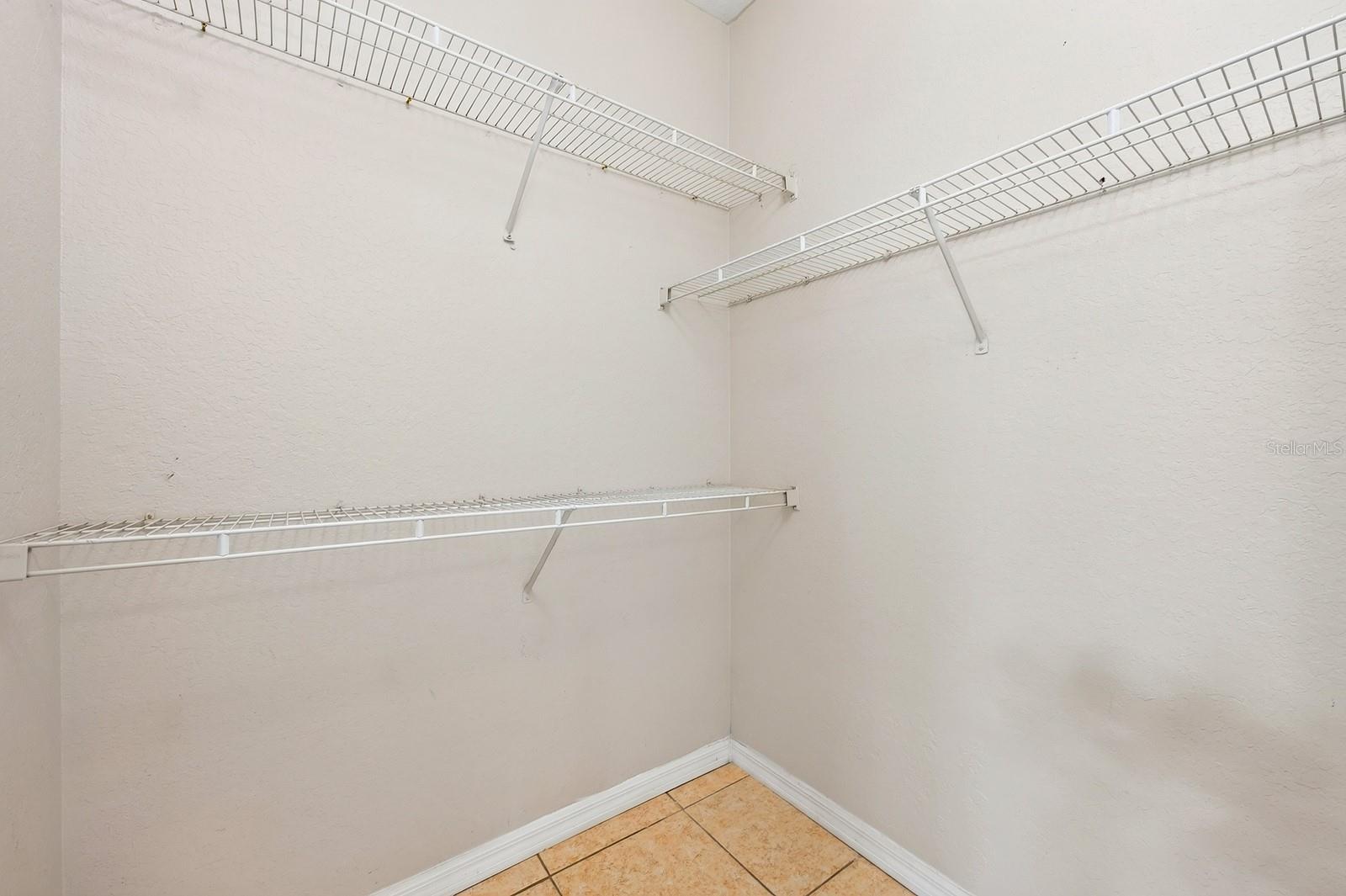 CHARLES TOWNE/PK CENTRAL CONDO - Residential