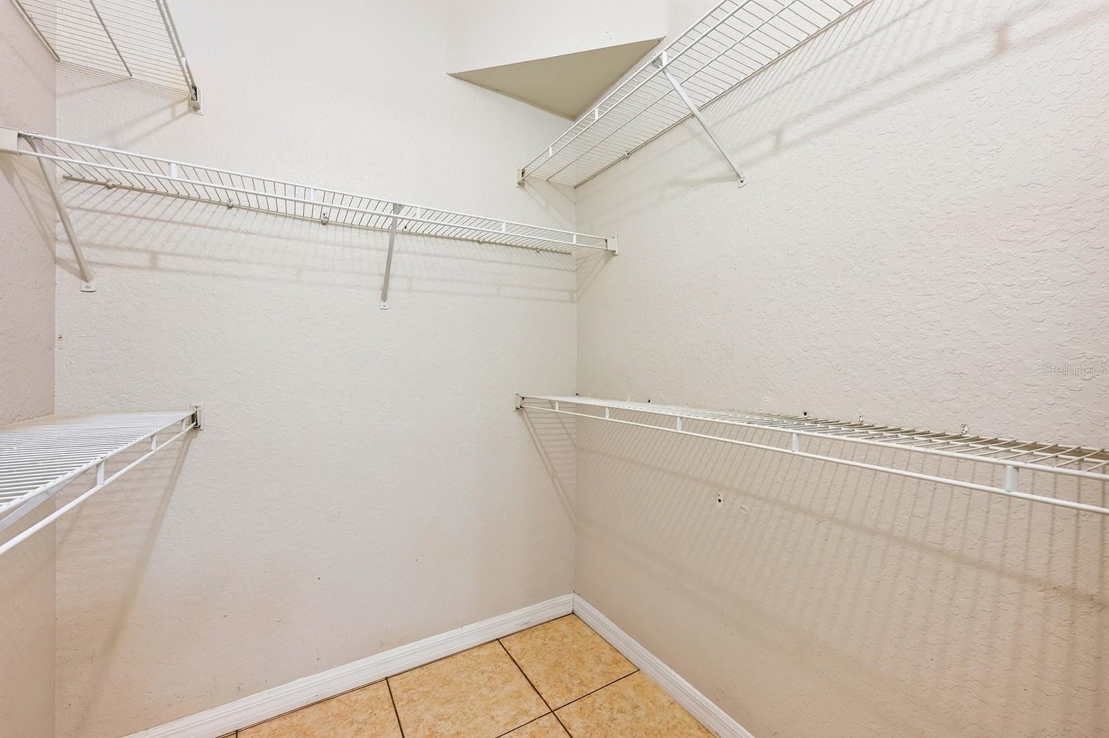 CHARLES TOWNE/PK CENTRAL CONDO - Residential