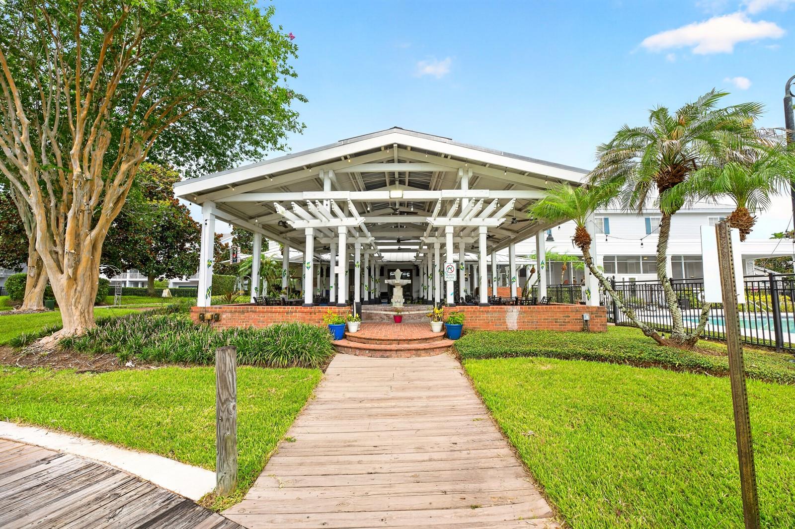 CHARLES TOWNE/PK CENTRAL CONDO - Residential