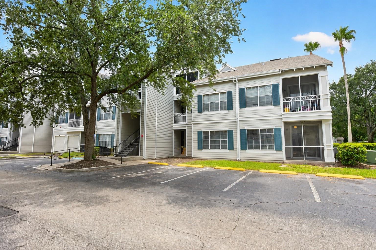CHARLES TOWNE/PK CENTRAL CONDO - Residential