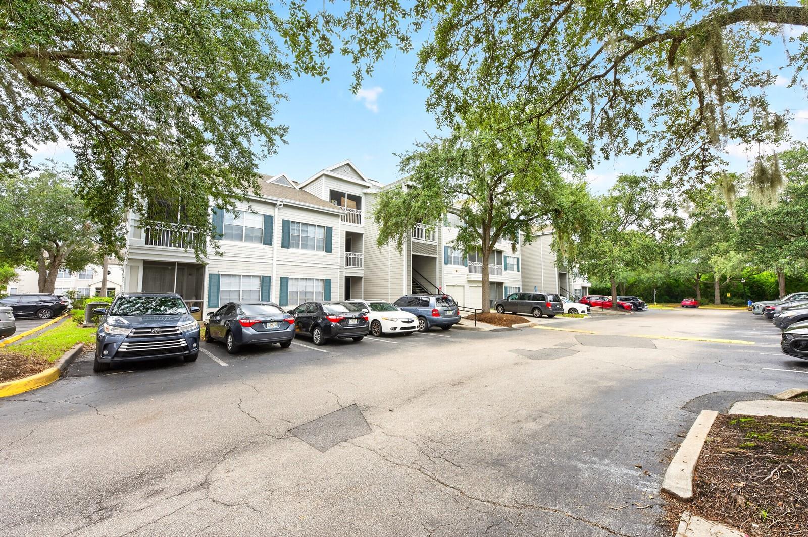 CHARLES TOWNE/PK CENTRAL CONDO - Residential