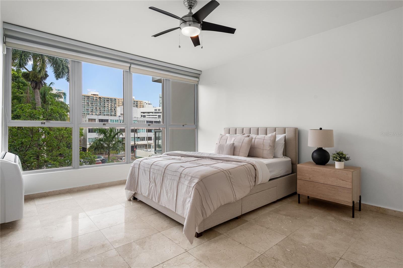 OCEAN BLUE TOWERS - Residential