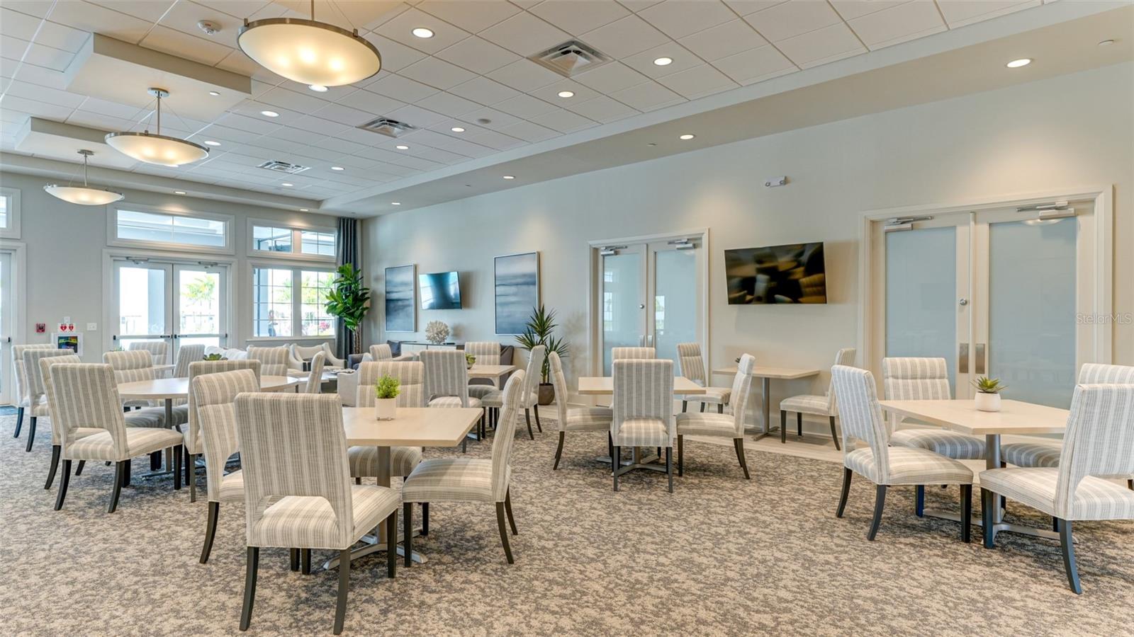 LORRAINE LAKES PH I - Residential