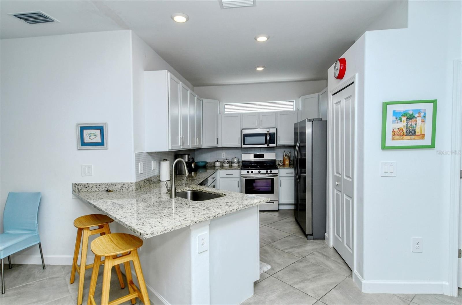 LORRAINE LAKES PH I - Residential