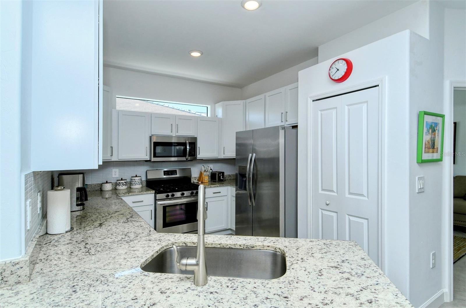 LORRAINE LAKES PH I - Residential