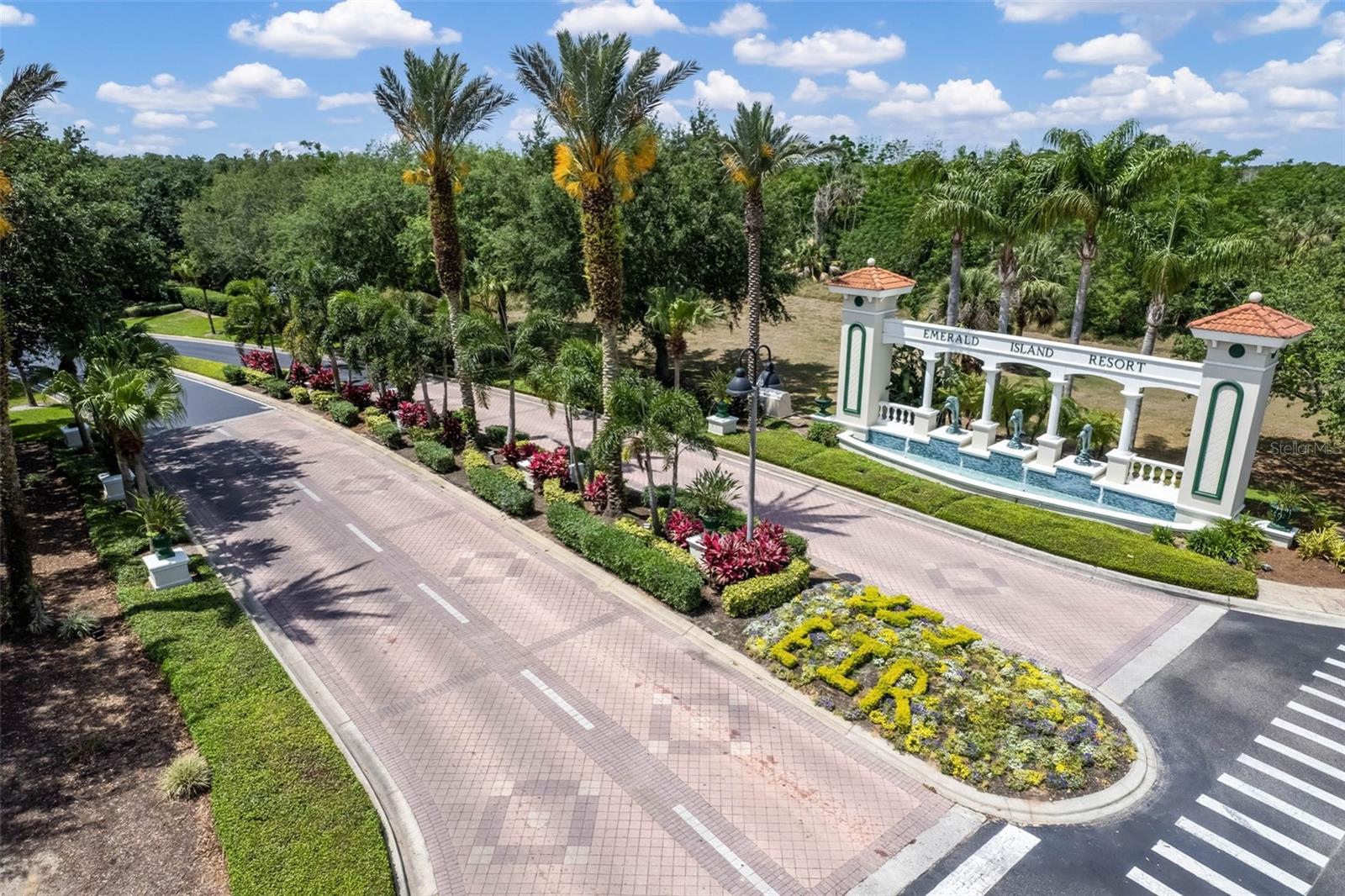 EMERALD ISLAND RESORT PH 4 - Residential