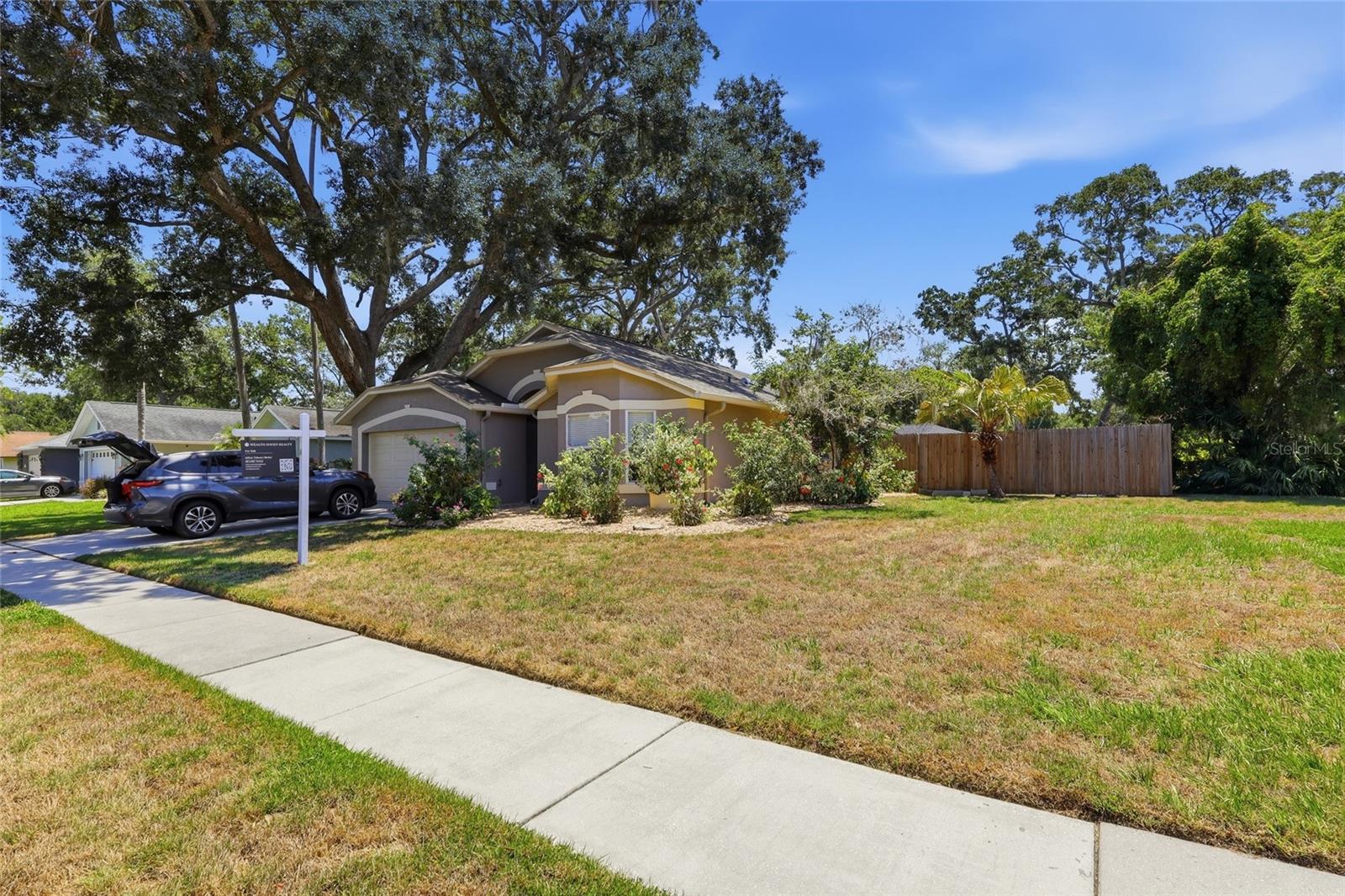RANDOM OAKS PH I - Residential